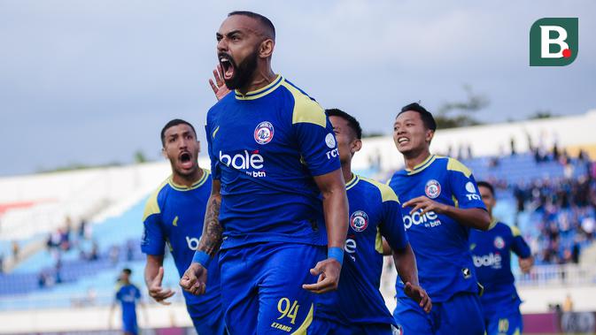 mandul-dua-bulan,-dalberto-kini-harus-berbagi-peran-dengan-vinicius-di-arema-fc