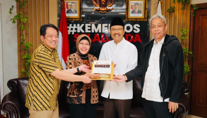 dtsen-genap-1-tahun,-mensos-gus-ipul:-data-tunggal-makin-solid