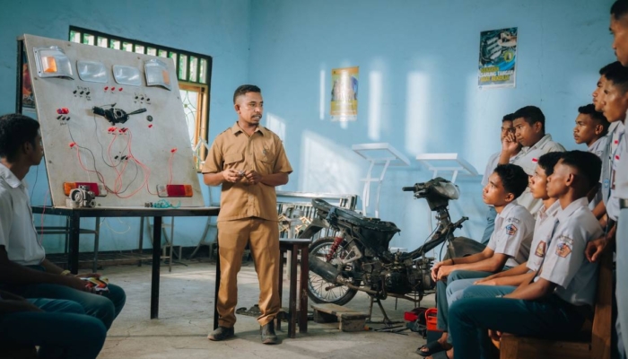 astra-perkuat-vokasi,-ubah-tantangan-pendidikan-di-kupang-menjadi-peluang-kerja