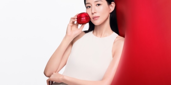 Wujudkan Wajah Plump dengan SK-II SKINPOWER RE-NEW