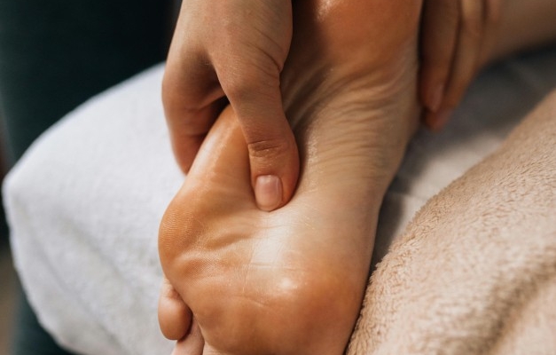 seberapa-penting-perawatan-kaki-dengan-foot-mask?-cek-alasan