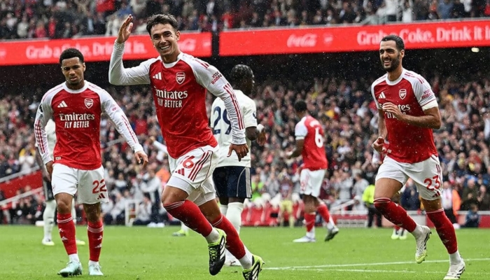 siaran-langsung-arsenal-vs-chelsea-epl-2026-&-jam-tayang-sctv