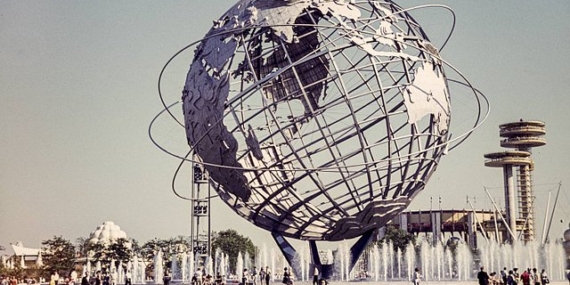 Time Capsule from 1964: A Symbol of Global Unity by @fotosito
