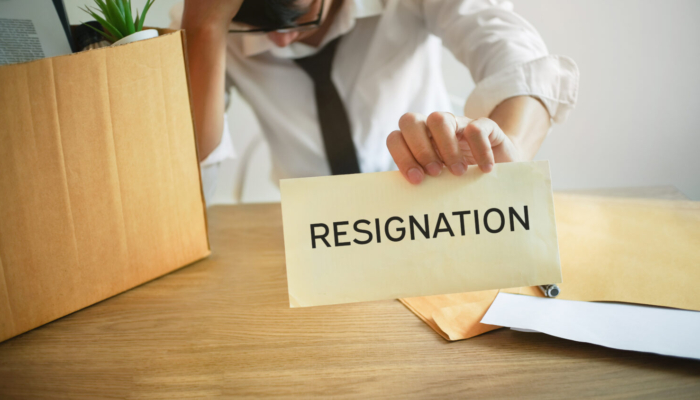 10-hal-yang-perlu-dipertimbangkan-sebelum-resign-dari-pekerjaan