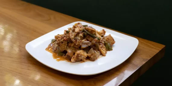 4 Makanan Khas Surabaya yang Red Flag, Bisa Mengubah Wisata Kuliner jadi Siksa Neraka