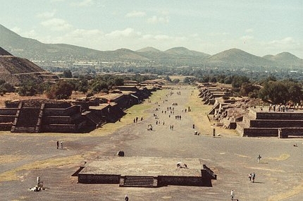 Around the World in Analogue: Sun-kissed Mexico by Jite Birhire