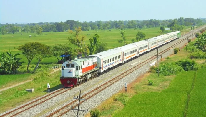 ka-sri-tanjung-dan-ka-kahuripan,-kereta-api-paling-nanggung-dan-melelahkan-bagi-penumpang