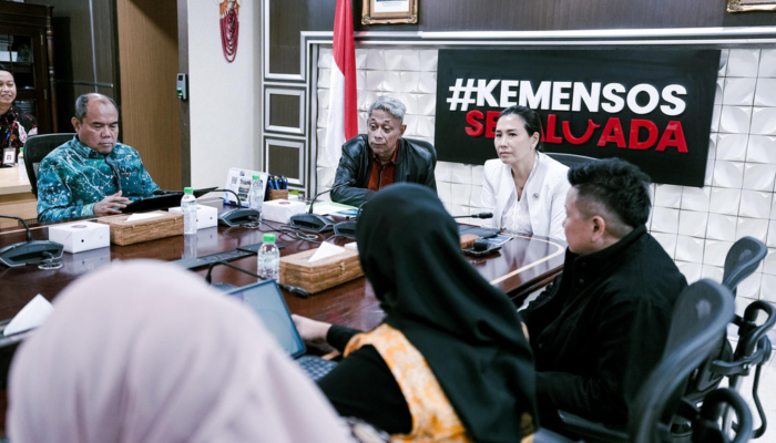 wamensos-dan-wamen-ppa-bahas-pemulihan-korban-bencana-sumatera