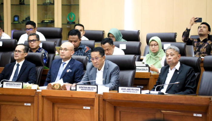 wamensos-dorong-ruu-hpi-perkuat-perlindungan-anak-wni-di-ln
