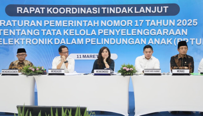 mendagri-minta-pemda-lindungi-anak-dari-dampak-negatif-medsos