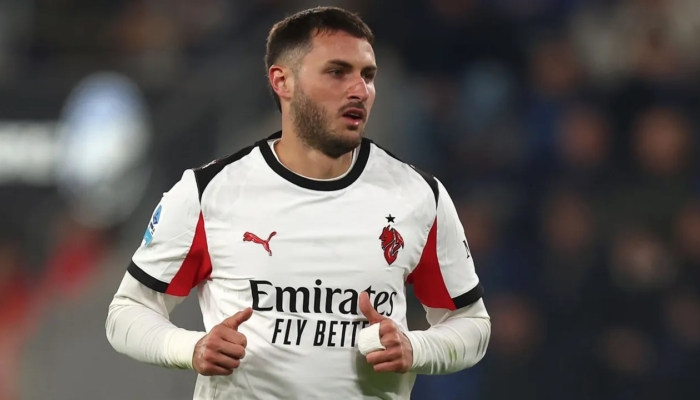 serie-a-menyisakan-10-laga,-santiago-gimenez-emban-misi-besar