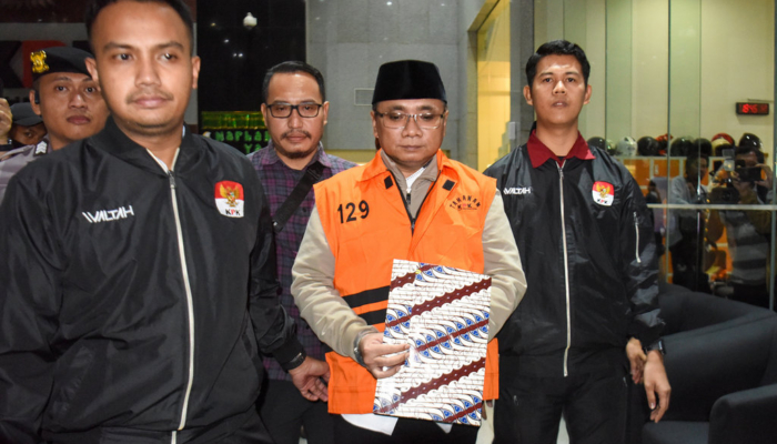 kasus-yaqut:-patok-hingga-rp84,4-juta-untuk-kuota-tambahan-haji