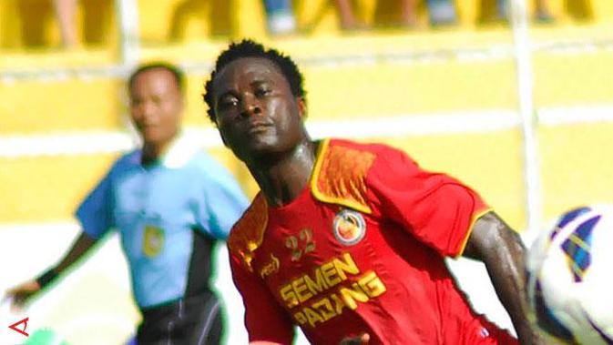 suka-duka-edward-wilson-junior-yang-pernah-berjaya-di-liga-indonesia-bersama-semen-padang