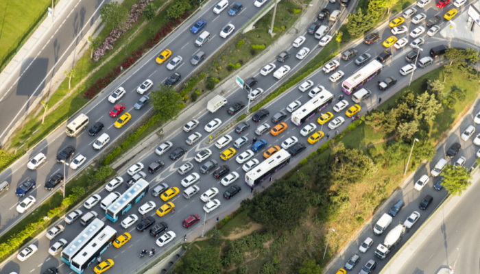 5-cara-mengatasi-macet-saat-mudik-dengan-aktivitas-seru-di-dalam-kendaraan