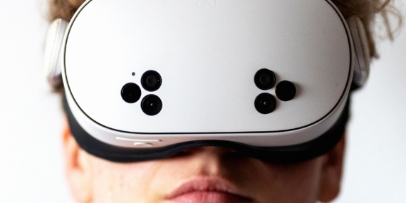 Klub Komedi di Akhir Metaverse