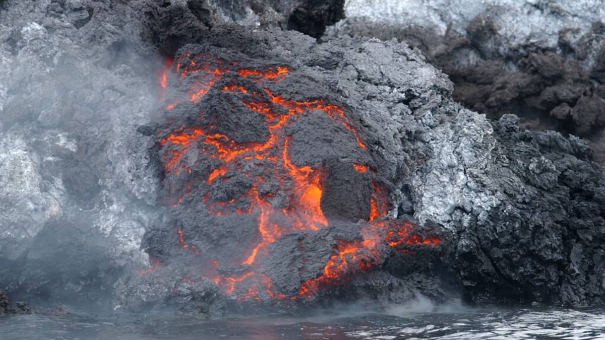 Api Toba Abu Letusan Gunung Api Raksasa Toba Justru Lahirkan Inovasi Teknologi ...