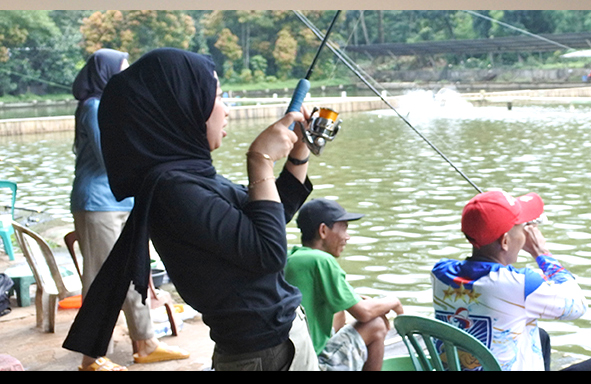 kabarmancing-channel-:-serunya-liat-‘sinta’-si-ladies-angler-lagi-strike-babon