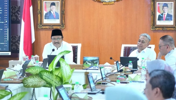gus-ipul-pastikan-efisiensi-dan-wfh-tak-ganggu-layanan-kemensos