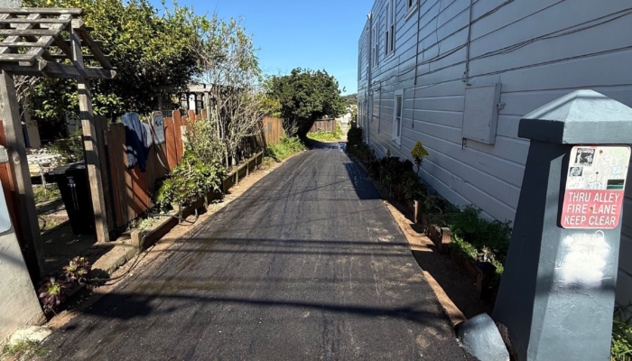 karya-seni-anda-bisa-masuk-ke-gang-san-francisco-ini