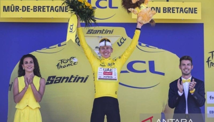 tadej-pogacar-menangi-tour-of-flanders-untuk-ketiga-kalinya
