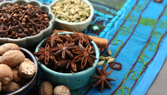 5-manfaat-menggunakan-rempah-rempah-alami-bagi-cita-rasa-dan-kesehatan