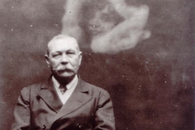 supernatural-sightings-or-special-effects?-victorian-experiments-with-spirit-photography