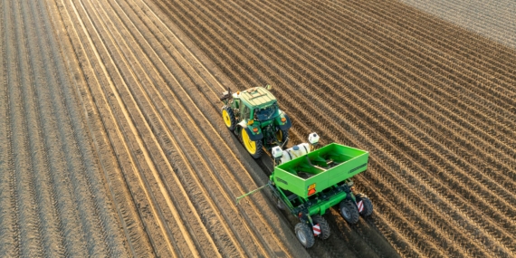 John Deere Membayar Petani $99 Juta karena Diduga Memonopoli Perbaikan