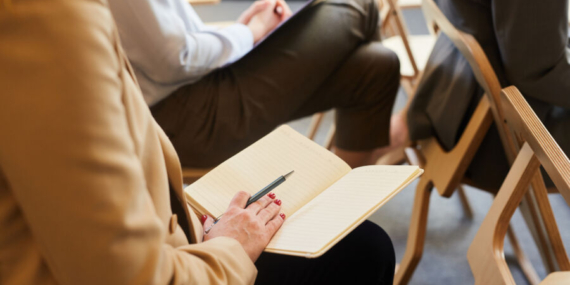 7 Manfaat Mengikuti Seminar dan Workshop untuk Update Pengetahuan Terkini