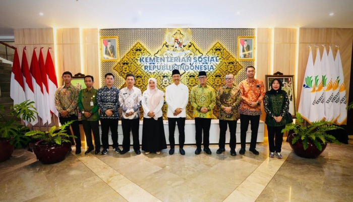 gus-ipul-ingatkan-pemda,-sekolah-rakyat-tidak-buka-pendaftaran