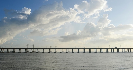 7 Jembatan Terpanjang di Dunia yang Wajib Kamu Ketahui