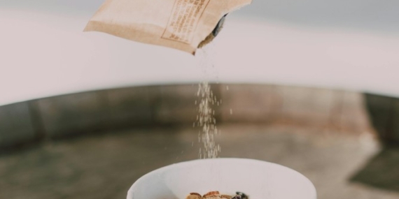 8 Rekomendasi Camilan untuk Tingkatkan Fokus Selama Kerja