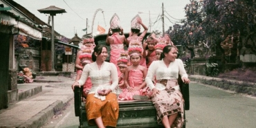 between-rich-tradition-&-rapid-modernity:-putra-baskara-on-daily-life-in-bali