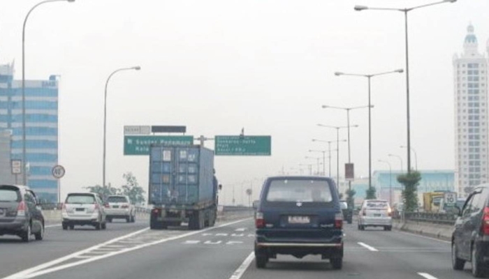 jalan-tol-ir.-wiyoto-wiyono,-tol-layang-pertama-indonesia-yang-dibangun-dengan-teknologi-sosrobahu