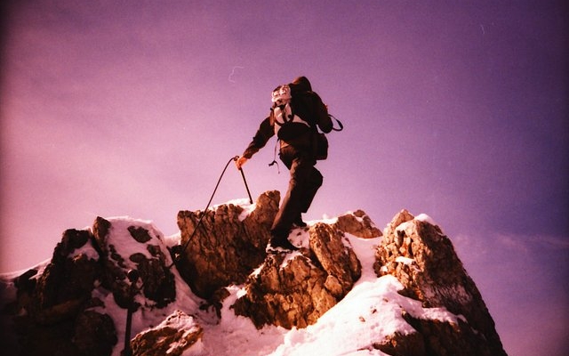 shot-with-love:-film-and-hiking-by-sina-schlemermeyer