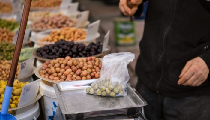 ide-bisnis-oleh-oleh-khas-medan