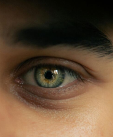 7-fakta-tentang-“mata-kedutan” 