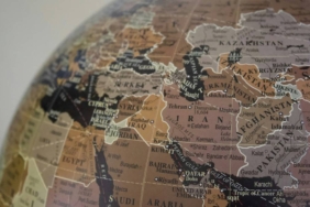 timur-tengah-membara,-brin-ungkap-langkah-taktis-yang-bisa-diambil-indonesia:-masih-bebas-aktif?