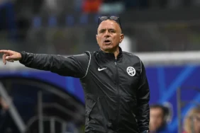 calzona-tetap-di-slovakia:-bantahan-soal-penolakan-kontrak-baru