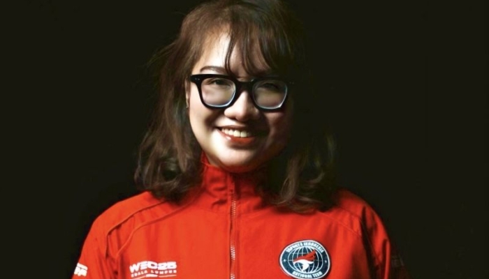glorya-famiela,-“kartini”-di-balik-prestasi-timnas-esports-indonesia