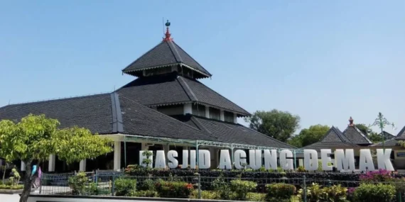 5 Kuliner Terbaik Demak yang Wajib Dicicipi Setidaknya Sekali Seumur Hidup