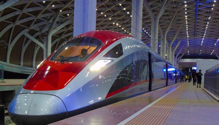 whoosh-direncanakan-sampai-surabaya,-waktu-tempuh-dari-jakarta-jadi-hanya-3-jam