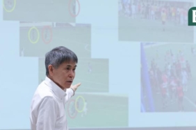 foto:-yoshimi-ogawa-kasih-paham-wartawan-dalam-acara-refereeing-workshop-for-media