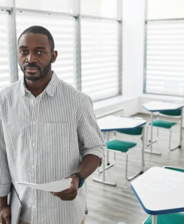 10-cara-mendekatkan-diri-ke-dosen-tanpa-terkesan-menjilat