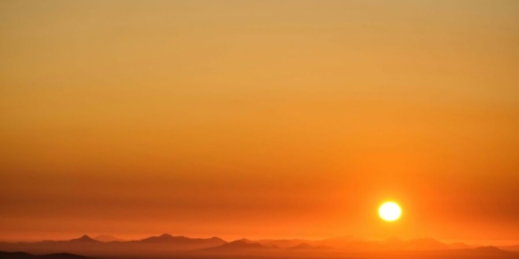 7 Kebiasaan Sore Hari yang Bikin Tidur Malam Lebih Nyenyak