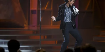 film-michael-hidupkan-kembali-kisah-sang-raja-pop