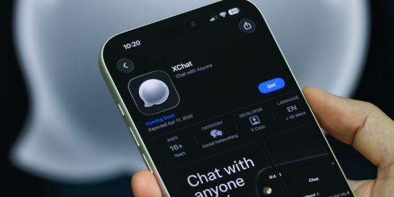 Aplikasi XChat Elon Musk Lebih Mirip Messenger Facebook Daripada Signal