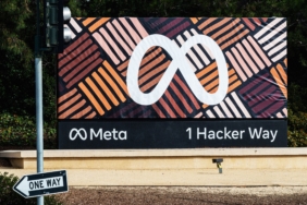 “ini-tidak-bermartabat”:-ratusan-pekerja-yang-melatih-ai-meta-bisa-diberhentikan-“