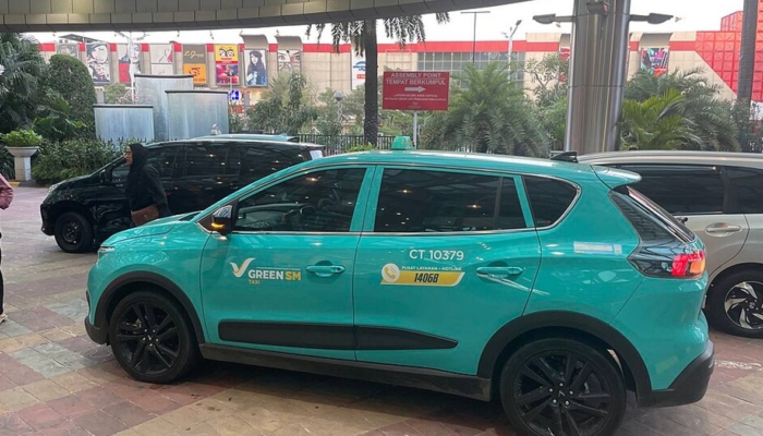 green-sm:-taksi-listrik-asal-viet-nam-yang-mencoba-menyaingi-blue-bird