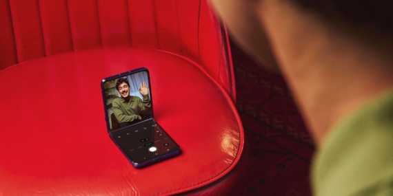 Ponsel Lipat Razr Baru Motorola Mendapat Harga Lebih Tinggi Dengan Sedikit Peningkatan
