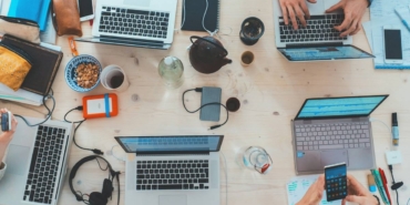 perkuat-perlindungan-pekerja,-outsourcing-kini-hanya-dibatasi-di-6-sektor:-apa-saja?